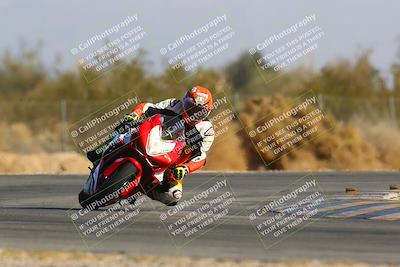 media/Jan-14-2024-SoCal Trackdays (Sun) [[2e55ec21a6]]/Turn 2 (1025am)/